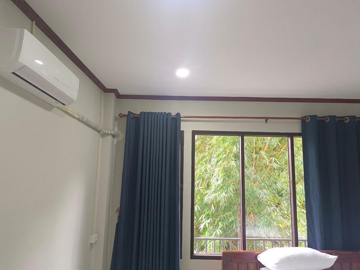Vang Vieng Champa Hotel Exteriör bild
