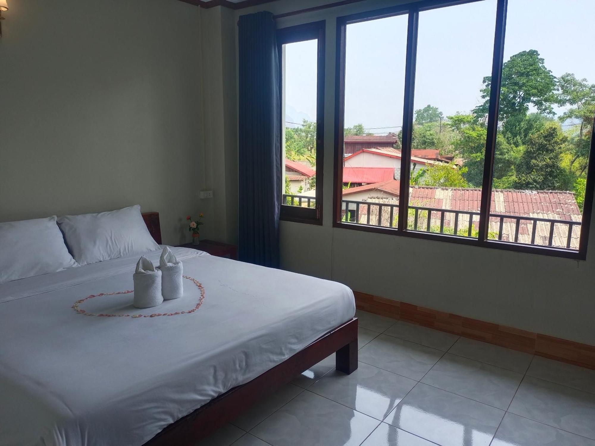 Vang Vieng Champa Hotel Exteriör bild