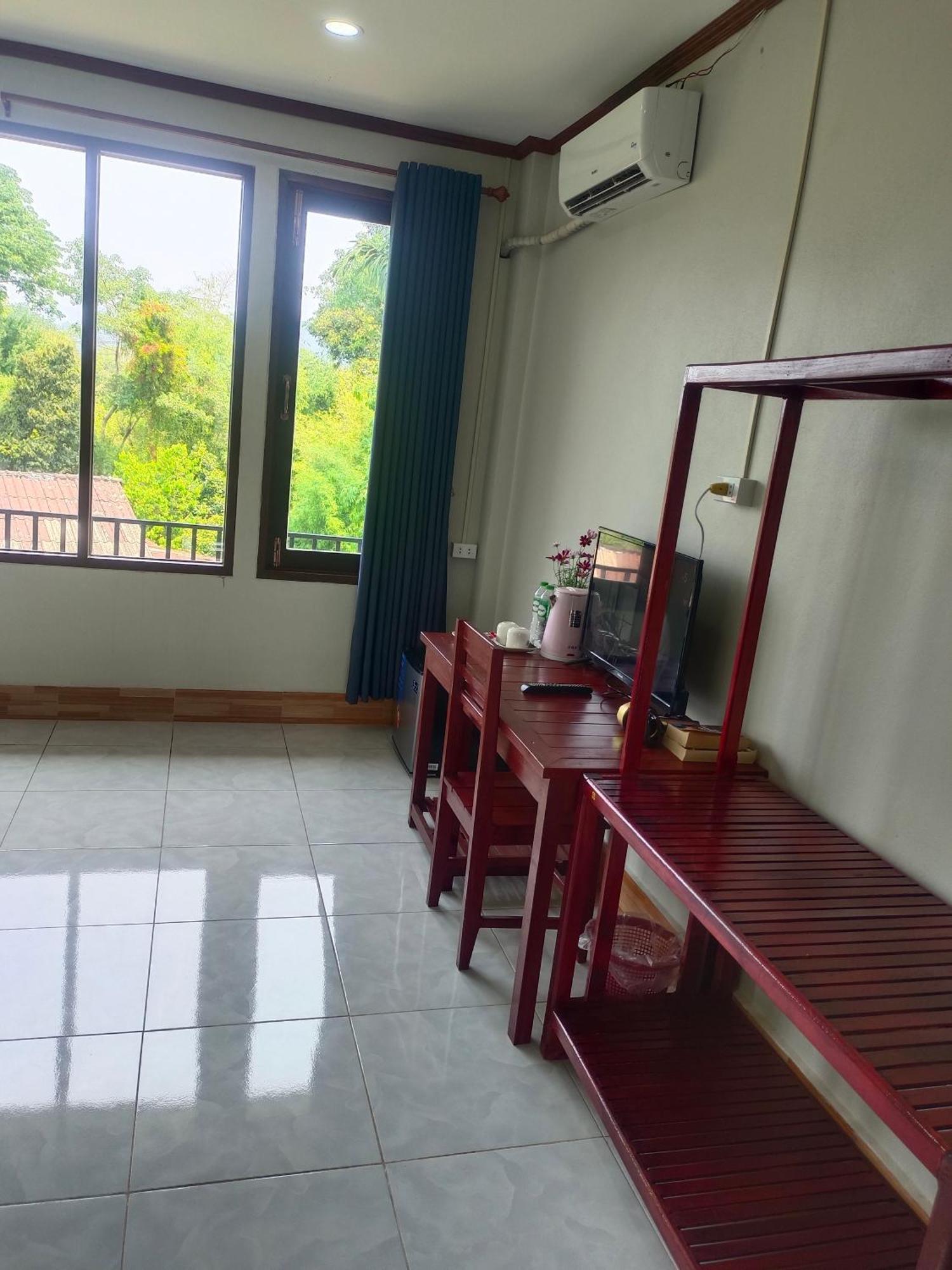 Vang Vieng Champa Hotel Exteriör bild