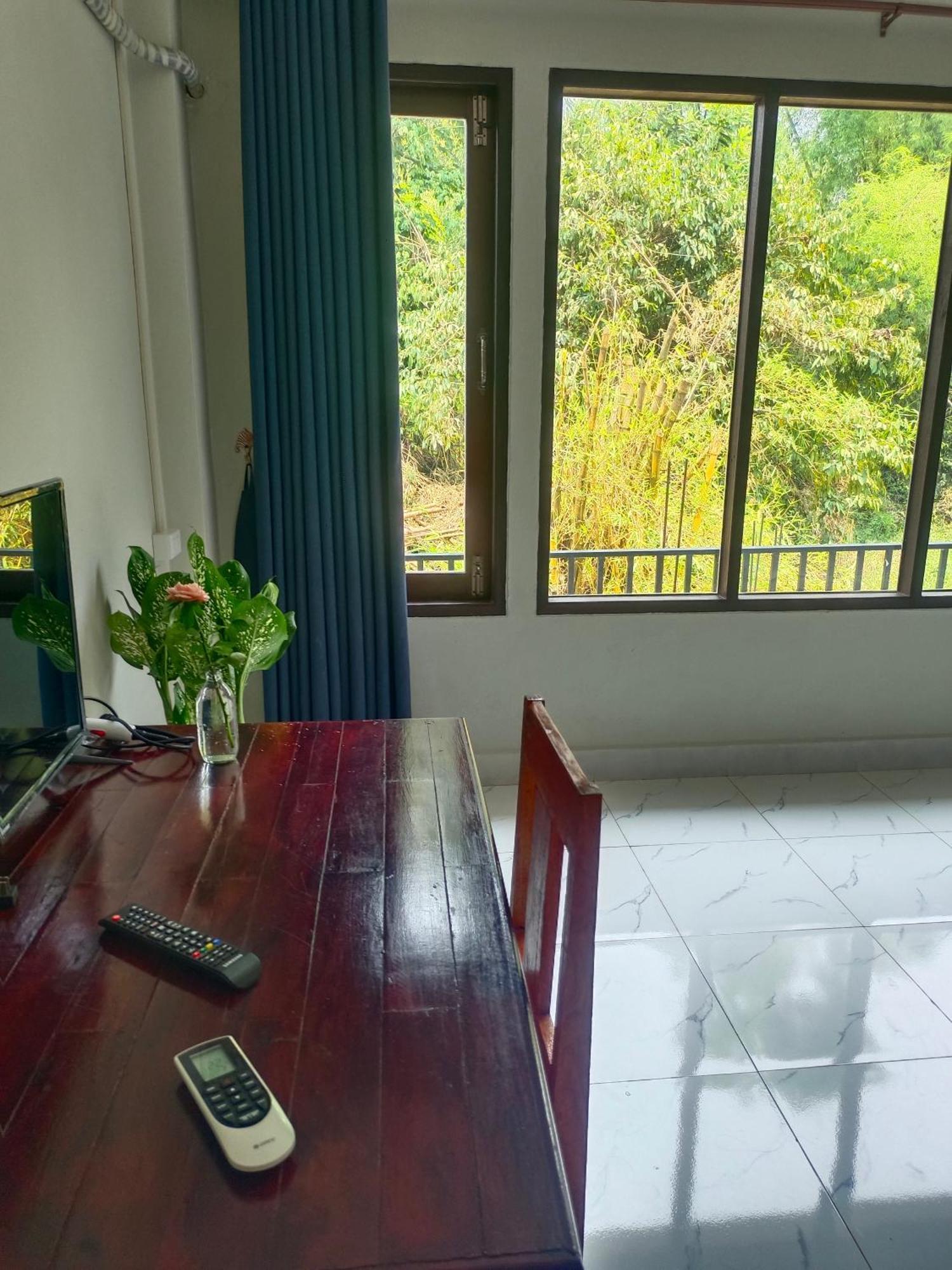 Vang Vieng Champa Hotel Exteriör bild