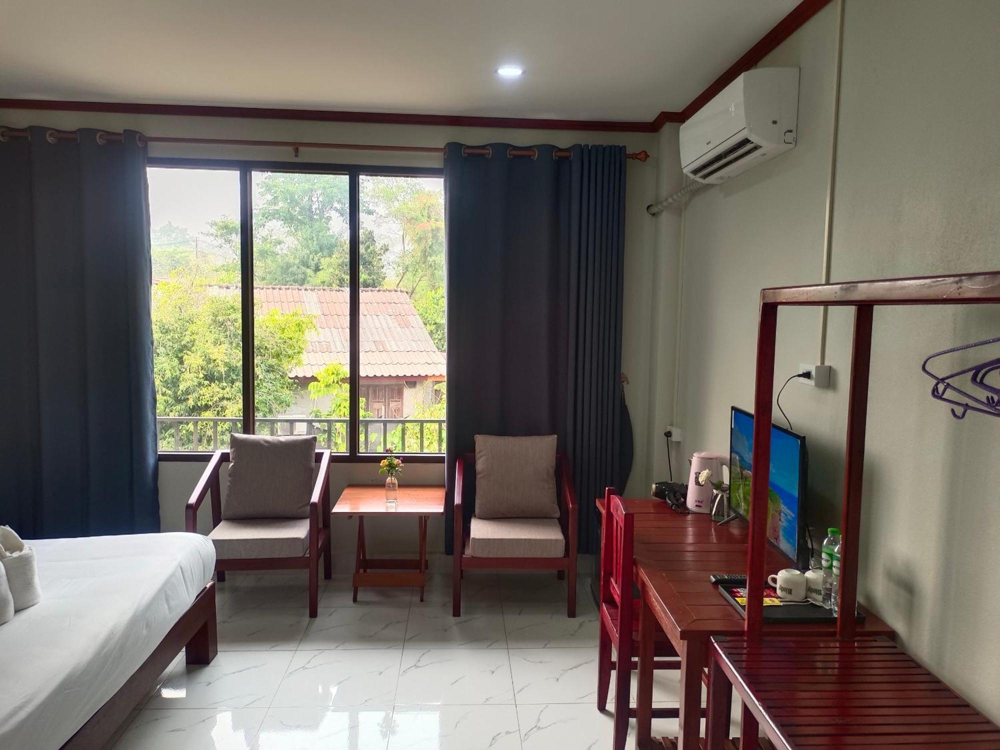 Vang Vieng Champa Hotel Exteriör bild