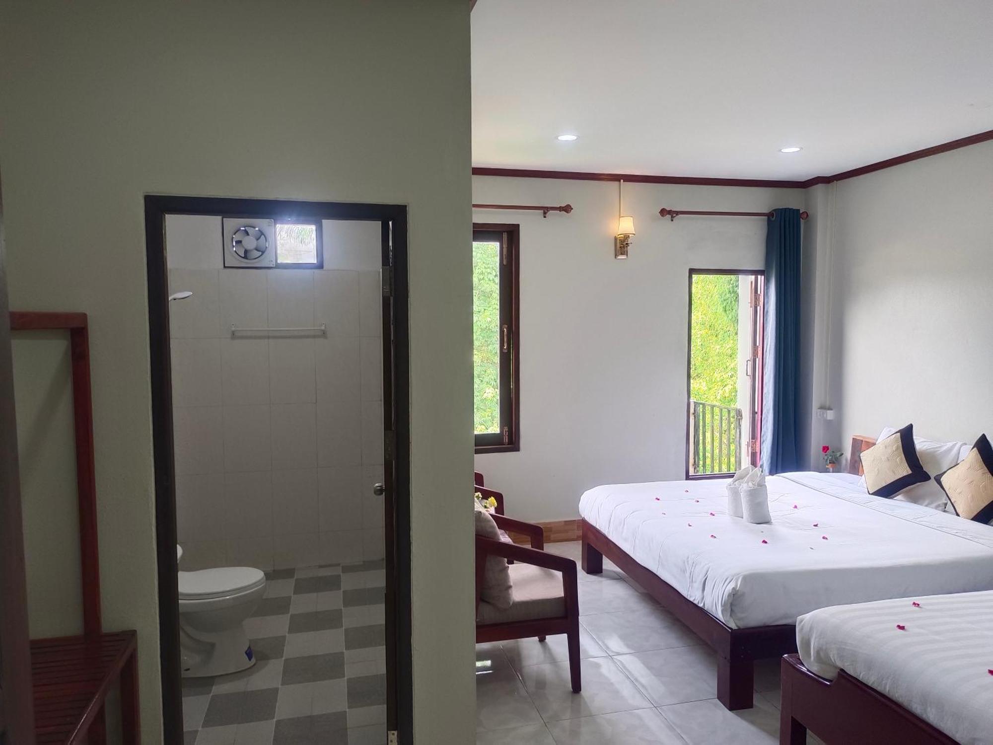 Vang Vieng Champa Hotel Exteriör bild